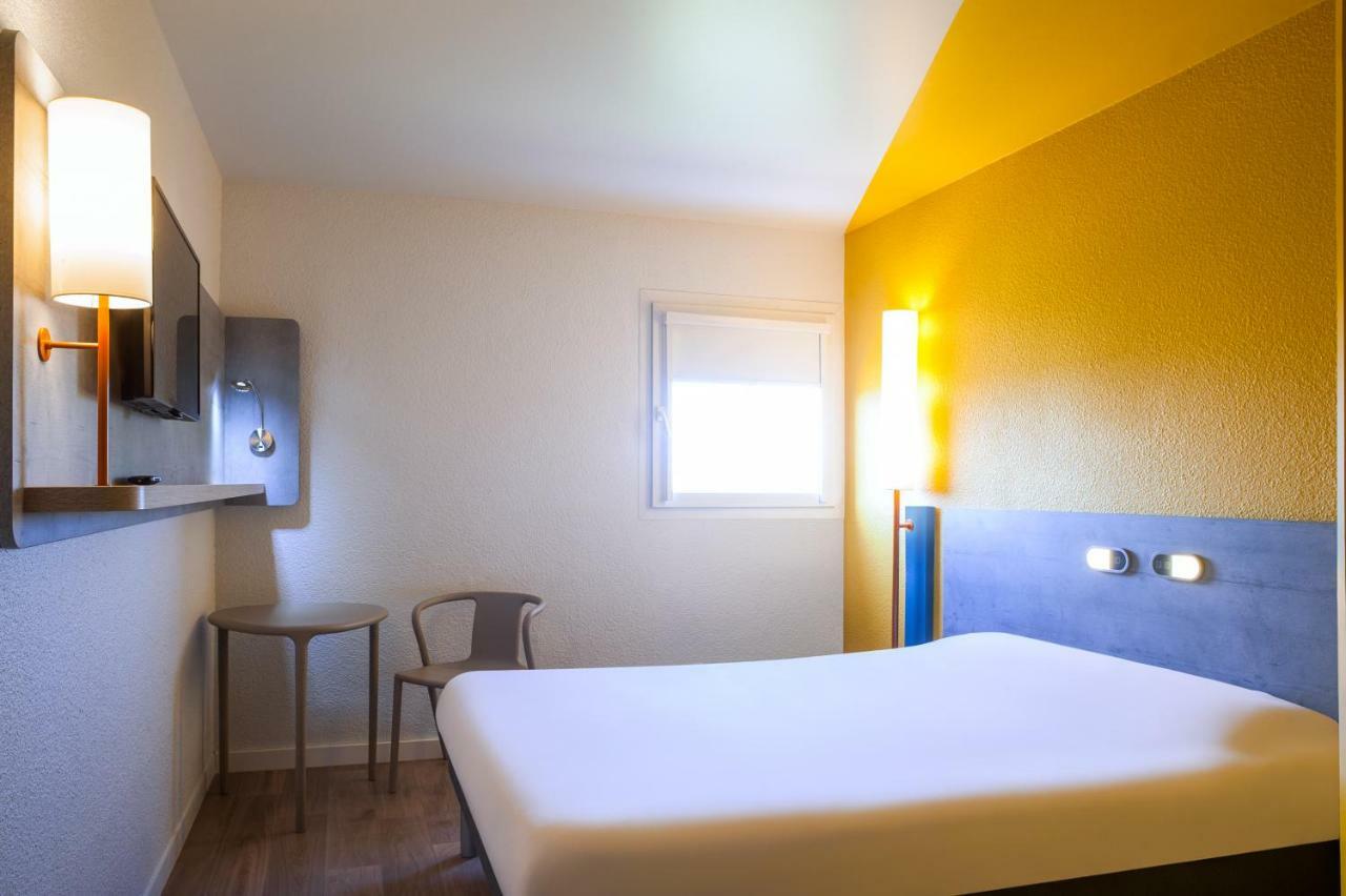 Ibis Budget Fontainebleau Avon Esterno foto